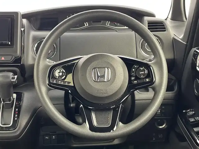 ホンダ Ｎ ＢＯＸ カスタム L 新潟県 2023(令5)年 6.2万km プラチナホワイトパール ワンオーナー/KENWOODメモリナビ【MDV-D708BT】/　フルセグTV/Bluetooth/CD/DVD/衝突被害軽減ブレーキ/レーンキープアシスト/レーダークルーズコントロール/前席シートヒーター/コーナーセンサー/片側パワースライドドア/バックモニター/アイドリングストップ/LEDヘッドライト/オートマチックハイビーム/ステアリングスイッチ
