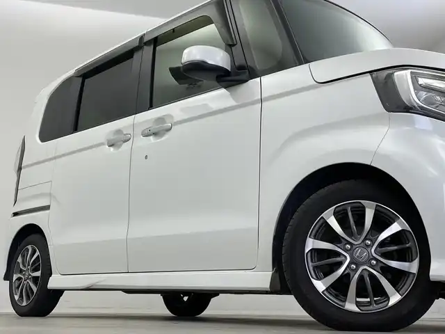 ホンダ Ｎ ＢＯＸ カスタム L 新潟県 2023(令5)年 6.2万km プラチナホワイトパール ワンオーナー/KENWOODメモリナビ【MDV-D708BT】/　フルセグTV/Bluetooth/CD/DVD/衝突被害軽減ブレーキ/レーンキープアシスト/レーダークルーズコントロール/前席シートヒーター/コーナーセンサー/片側パワースライドドア/バックモニター/アイドリングストップ/LEDヘッドライト/オートマチックハイビーム/ステアリングスイッチ
