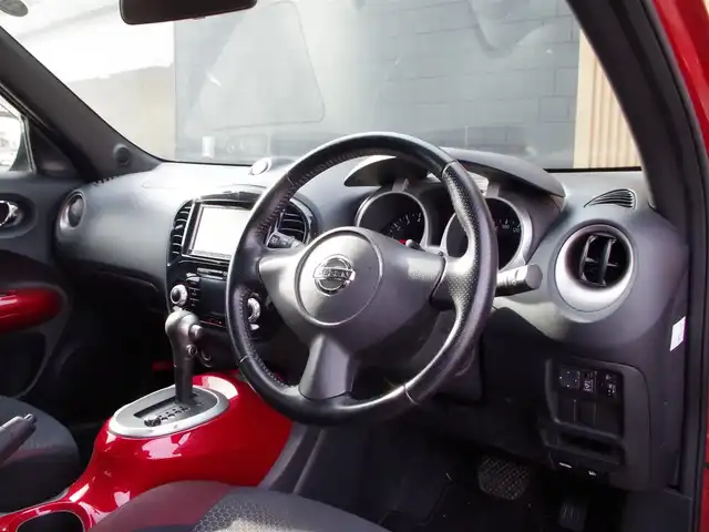 日産 ジューク 15RX タイプV 埼玉県 2013(平25)年 4.1万km 赤 社外ナビ(ミツビシ)/社外ホイール(CLAw-x1)/ワンセグTV/Bluetooth/バックカメラ/ETC/オートライト/電動格納ミラー