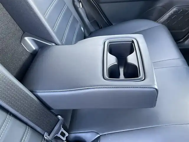 トヨタ ＲＡＶ４ ハイブリッドG 道南・函館 2021(令3)年 4.5万km ホワイトパールクリスタルシャイン /純正ナビ//フルセグＴＶ//ドライブレコーダー//全周囲カメラ//ＴＲＤエアロ//クルーズコントロール//ブラインドスポットモニター//パワーバックドア//レーンキープアシスト//コーナーセンサー//オートハイビーム//オートライト//衝突軽減ブレーキ//パワーシート//シートヒーター//ステアリングヒーター//フロアマット//ＥＴＣ//スマートキー