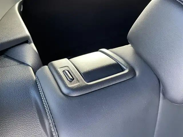 トヨタ ＲＡＶ４ ハイブリッドG 道南・函館 2021(令3)年 4.5万km ホワイトパールクリスタルシャイン /純正ナビ//フルセグＴＶ//ドライブレコーダー//全周囲カメラ//ＴＲＤエアロ//クルーズコントロール//ブラインドスポットモニター//パワーバックドア//レーンキープアシスト//コーナーセンサー//オートハイビーム//オートライト//衝突軽減ブレーキ//パワーシート//シートヒーター//ステアリングヒーター//フロアマット//ＥＴＣ//スマートキー