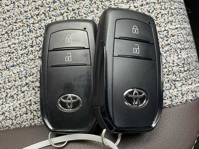 トヨタ ヤリスクロス ハイブリッド Z 栃木県 2021(令3)年 3.8万km ブラスゴールドメタリック/ブラックマイカ 2トーン トヨタセーフティセンス/・プリクラッシュセーフティ/・レーントレーシングアシスト/・レーンディパーチャーアラート/・ロードサインアシスト/・レーダークルーズコントロール/・オートマチックハイビーム/・先行車発進アラーム/・プロアクティブドライビングアシスト/・レーンチェンジアシスト/・緊急時操舵支援/禁煙車/4WD/純正ディスプレイオーディオ/シートヒーター/パワーシート/社外ドラレコ/アドバンスパークド/オートライト/オートエアコン/全方位カメラ/ブラインドスポットモニター/スマートキー/プッシュスタート/USB接続/ETC/純正ドアバイザー/純正フロアマット