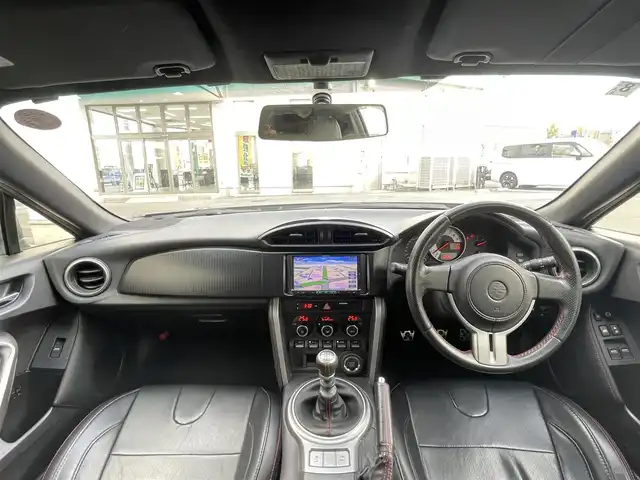 トヨタ ８６ GT 群馬県 2012(平24)年 6.3万km ダークグレーメタリック 社外SDナビゲーション/（CD/DVD/SD/BT/ワンセグTV）/ETC/キセノンライト/フォグライト/オートライト/シートカバー/ウーハー積み込み/プッシュスタート/電格ミラー/純正フロアマット/純正17インチアルミホイール
