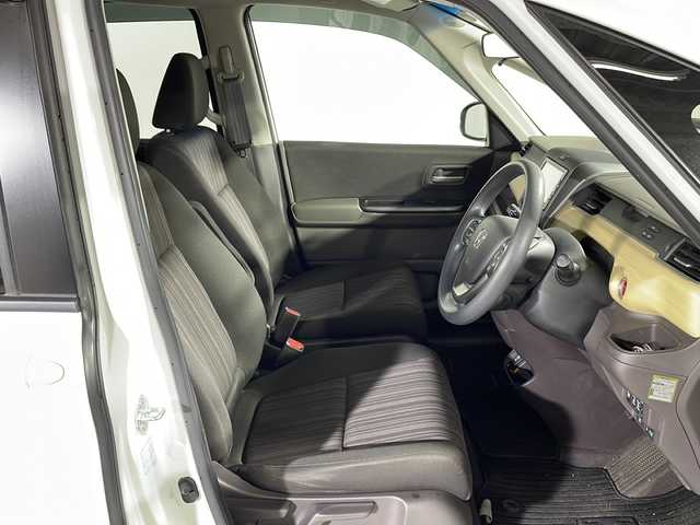 ホンダ フリード ハイブリット G ホンダセンシング 沖縄県 2017(平29)年 6万km ホワイトオーキッドパール 県外仕入れ　/禁煙車　/純正ナビ　ワンセグ　ＣＤ　Ｂｌｕｅｔｏｏｔｈ　/両側パワースライドドア　/ホンダセンシング/クルーズコントロール　/ビルトインＥＴＣ　/スマートキー　/スペアキー１本