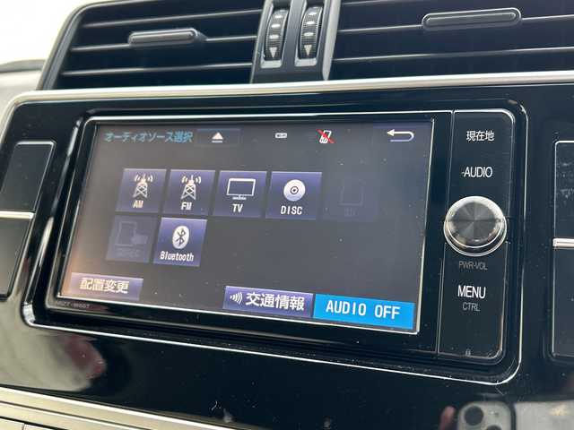 トヨタ ランドクルーザー プラド TX 富山県 2017(平29)年 5.9万km ホワイトパールクリスタルシャイン 4WD/クリアランスソナー/バックソナー/純正ナビ/フルセグTV/バックモニター/ビルトインETC/ドライブレコーダー/セーフティセンスP/・衝突被害軽減ブレーキ/・車線逸脱警報/・オートマチックハイビーム/LEDヘッドランプ/LEDフロントフォグランプ/ステアリングスイッチ/レザー調シートカバー付/社外17インチアルミホイール/スマートキー/プッシュエンジンスタート/禁煙車