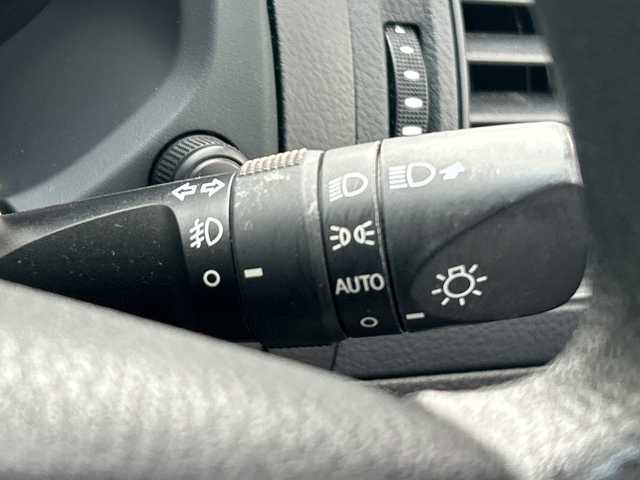 トヨタ ランドクルーザー プラド TX 富山県 2017(平29)年 5.9万km ホワイトパールクリスタルシャイン 4WD/クリアランスソナー/バックソナー/純正ナビ/フルセグTV/バックモニター/ビルトインETC/ドライブレコーダー/セーフティセンスP/・衝突被害軽減ブレーキ/・車線逸脱警報/・オートマチックハイビーム/LEDヘッドランプ/LEDフロントフォグランプ/ステアリングスイッチ/レザー調シートカバー付/社外17インチアルミホイール/スマートキー/プッシュエンジンスタート/禁煙車