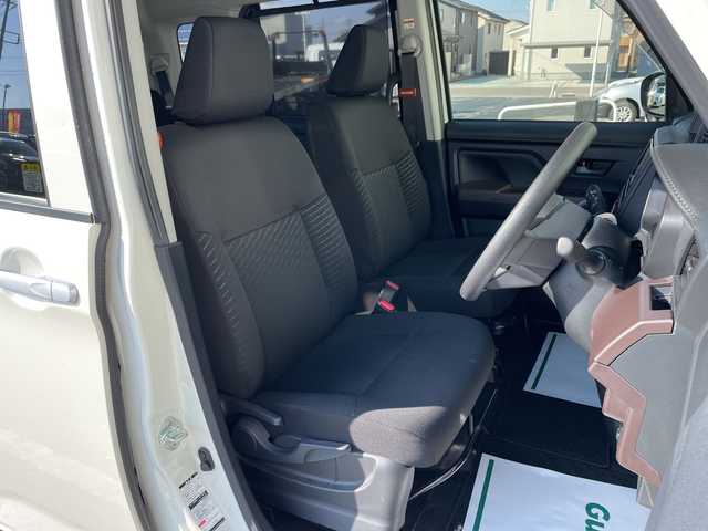 トヨタ タンク X S 山形県 2019(令1)年 1.3万km パールホワイトⅢ スマートアシストIII/・衝突回避支援ブレーキ機能/・先行車発進お知らせ機能/・誤発進抑制制御機能/・車線逸脱警報機能/・オートハイビーム/純正SDナビ/（ワンセグ/CD/BT/FM/AM/SD）/バックカメラ/ビルトインETC/ドライブレコーダー前後/シートヒーター/アイドリングストップ/片側パワースライド/スペアキー/プッシュスタート/夏タイヤ車載（社外アルミ）