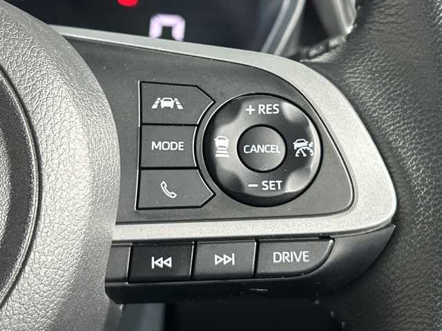 トヨタ ライズ Z 神奈川県 2022(令4)年 2.3万km シャイニングホワイトパール スマートアシスト/7型ナビ/・BT/フルセグTV/CD/DVD/SD/パノラミックビューモニター/電動サイドブレーキ/オートブレーキホールド/シートヒーター(D/N)/ETC/ドライブレコーダー/S-PDL/コーナーセンサー/革巻きステアリング/ステアリングスイッチ/Autoライト/2.1AUSB/LEDヘッドライト/フォグランプ/シートリフター/電動格納ミラー/ウィンカーミラー/純正17インチアルミホイール/純正ドアバイザー/フロアマット