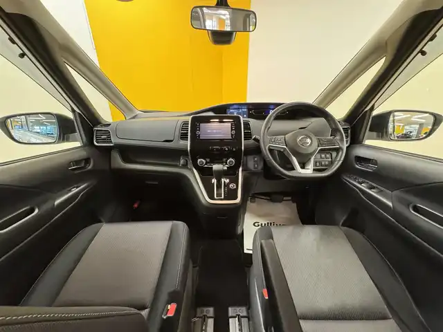 日産 セレナ ハイウェイスター Vセレクション 群馬県 2017(平29)年 9万km ブリリアントホワイトパール エマージェンシーブレーキ/純正7インチSDナビ/・BT/DVD/CD/SD/・FM/AM/純正フリップダウンモニター/アラウンドビューモニター/ETC/両側パワースライドドア/クルーズコントロール/パーキングアシスト/ステアリングスイッチ/アイドリングストップ/LEDヘッドライト/フォグランプ/オートライト/スマートキー/プッシュスタート/社外15インチAW/純正フロアマット/ドアバイザー/電動格納ウィンカーミラー/横滑り防止機能