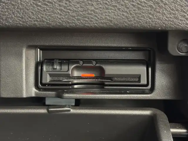 日産 セレナ ハイウェイスター Vセレクション 群馬県 2017(平29)年 9万km ブリリアントホワイトパール エマージェンシーブレーキ/純正7インチSDナビ/・BT/DVD/CD/SD/・FM/AM/純正フリップダウンモニター/アラウンドビューモニター/ETC/両側パワースライドドア/クルーズコントロール/パーキングアシスト/ステアリングスイッチ/アイドリングストップ/LEDヘッドライト/フォグランプ/オートライト/スマートキー/プッシュスタート/社外15インチAW/純正フロアマット/ドアバイザー/電動格納ウィンカーミラー/横滑り防止機能