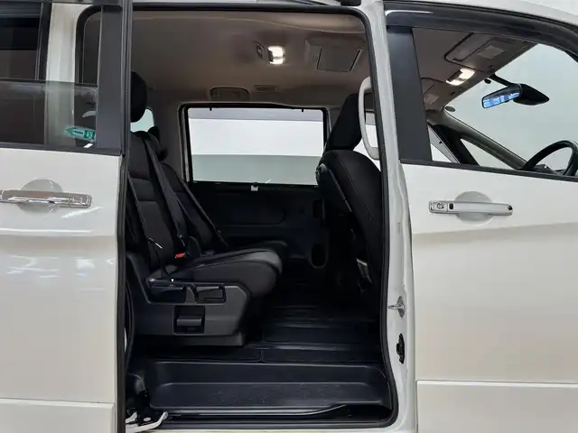 日産 セレナ ハイウェイスター Vセレクション 群馬県 2017(平29)年 9万km ブリリアントホワイトパール エマージェンシーブレーキ/純正7インチSDナビ/・BT/DVD/CD/SD/・FM/AM/純正フリップダウンモニター/アラウンドビューモニター/ETC/両側パワースライドドア/クルーズコントロール/パーキングアシスト/ステアリングスイッチ/アイドリングストップ/LEDヘッドライト/フォグランプ/オートライト/スマートキー/プッシュスタート/社外15インチAW/純正フロアマット/ドアバイザー/電動格納ウィンカーミラー/横滑り防止機能