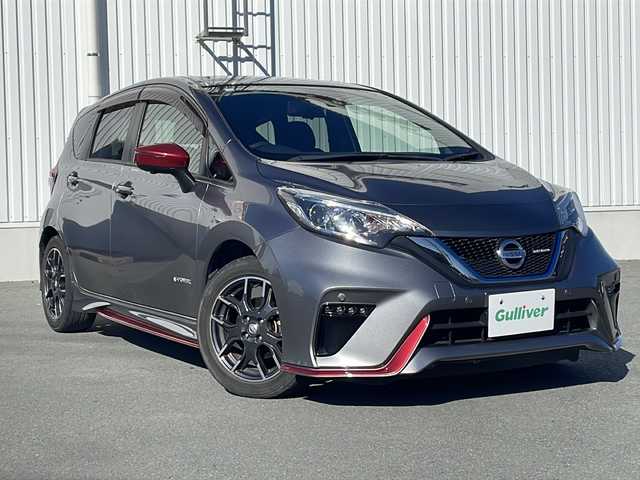 日産 ノート e－パワー ニスモ 三重県 2018(平30)年 4万km ダークメタルグレー 純正ナビ/全方位カメラ/デジタルインナーミラー/純正ドラレコ/ETC/TVキャンセラー/NISMO専用シート/ステアリングスイッチ/レーンキープアシスト/クリアランスソナー/衝突被害軽減システム/横滑り防止/LEDヘッドライト/オートライト/フォグランプ/ヒーター付き電動格納ミラー/スペアキー