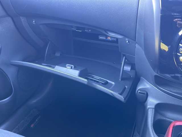 日産 ノート e－パワー ニスモ 三重県 2018(平30)年 4万km ダークメタルグレー 純正ナビ/全方位カメラ/デジタルインナーミラー/純正ドラレコ/ETC/TVキャンセラー/NISMO専用シート/ステアリングスイッチ/レーンキープアシスト/クリアランスソナー/衝突被害軽減システム/横滑り防止/LEDヘッドライト/オートライト/フォグランプ/ヒーター付き電動格納ミラー/スペアキー