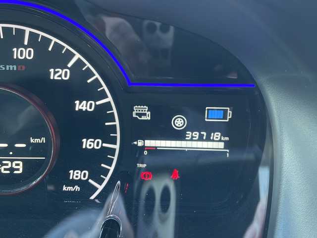 日産 ノート e－パワー ニスモ 三重県 2018(平30)年 4万km ダークメタルグレー 純正ナビ/全方位カメラ/デジタルインナーミラー/純正ドラレコ/ETC/TVキャンセラー/NISMO専用シート/ステアリングスイッチ/レーンキープアシスト/クリアランスソナー/衝突被害軽減システム/横滑り防止/LEDヘッドライト/オートライト/フォグランプ/ヒーター付き電動格納ミラー/スペアキー