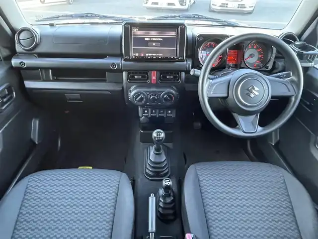 スズキ ジムニー XG 栃木県 2018(平30)年 6.9万km ブルーイッシュブラックパール3 純正8インチSDナビ/・フルセグTV/・CD/DVD/・Bluetooth/・SD/USB/・AM.FM/ドライブレコーダー/4WD/ダウンヒルアシストコントロール/5MT/ヘッドライトレベライザー/リモコンキー/純正16インチAW/純正フロアマット/純正ドアバイザー/横滑り防止システム