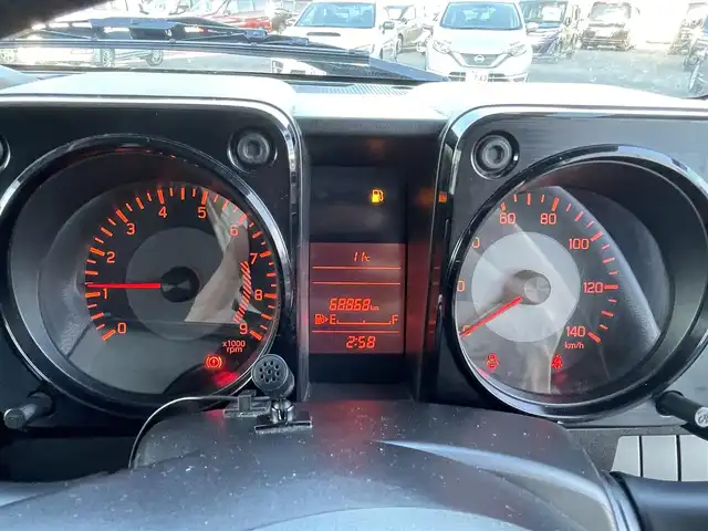 スズキ ジムニー XG 栃木県 2018(平30)年 6.9万km ブルーイッシュブラックパール3 純正8インチSDナビ/・フルセグTV/・CD/DVD/・Bluetooth/・SD/USB/・AM.FM/ドライブレコーダー/4WD/ダウンヒルアシストコントロール/5MT/ヘッドライトレベライザー/リモコンキー/純正16インチAW/純正フロアマット/純正ドアバイザー/横滑り防止システム