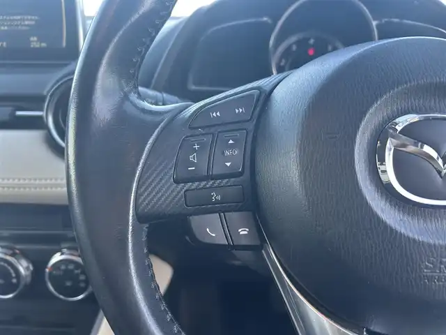 マツダ デミオ XD ツーリング Lパッケージ 栃木県 2014(平26)年 7.5万km ソウルレッドプレミアムメタリック スマートシティブレーキサポート/BSMシステム/オートハイビーム/車線逸脱警報システム/純正SDナビ/・フルセグTV/・CD/DVD/BT/・USB/SD/AM.FM/バックカメラ/ビルトインETC/クルーズコントロール/革巻きステアリング/ステアリングスイッチ/パドルシフト/ハーフレザーシート/USBポート/アイドリングストップ/スマートキー×２/プッシュスタート/LEDヘッドライト/フォグランプ/オートライト/純正16インチAW/フロアマット/ドアバイザー/横滑り防止システム/電動格納ウィンカーミラー