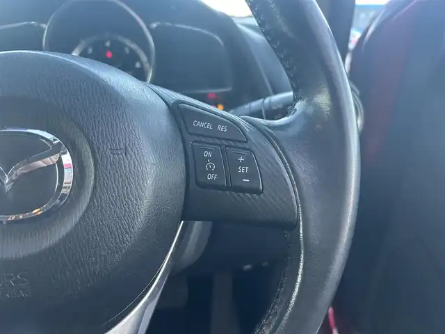 マツダ デミオ XD ツーリング Lパッケージ 栃木県 2014(平26)年 7.5万km ソウルレッドプレミアムメタリック スマートシティブレーキサポート/BSMシステム/オートハイビーム/車線逸脱警報システム/純正SDナビ/・フルセグTV/・CD/DVD/BT/・USB/SD/AM.FM/バックカメラ/ビルトインETC/クルーズコントロール/革巻きステアリング/ステアリングスイッチ/パドルシフト/ハーフレザーシート/USBポート/アイドリングストップ/スマートキー×２/プッシュスタート/LEDヘッドライト/フォグランプ/オートライト/純正16インチAW/フロアマット/ドアバイザー/横滑り防止システム/電動格納ウィンカーミラー