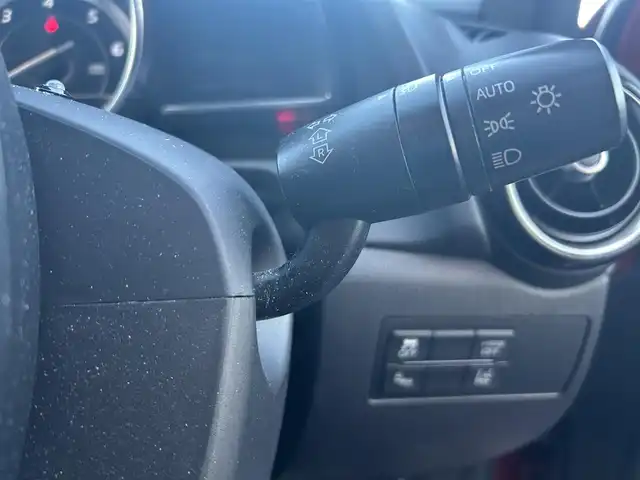 マツダ デミオ XD ツーリング Lパッケージ 栃木県 2014(平26)年 7.5万km ソウルレッドプレミアムメタリック スマートシティブレーキサポート/BSMシステム/オートハイビーム/車線逸脱警報システム/純正SDナビ/・フルセグTV/・CD/DVD/BT/・USB/SD/AM.FM/バックカメラ/ビルトインETC/クルーズコントロール/革巻きステアリング/ステアリングスイッチ/パドルシフト/ハーフレザーシート/USBポート/アイドリングストップ/スマートキー×２/プッシュスタート/LEDヘッドライト/フォグランプ/オートライト/純正16インチAW/フロアマット/ドアバイザー/横滑り防止システム/電動格納ウィンカーミラー