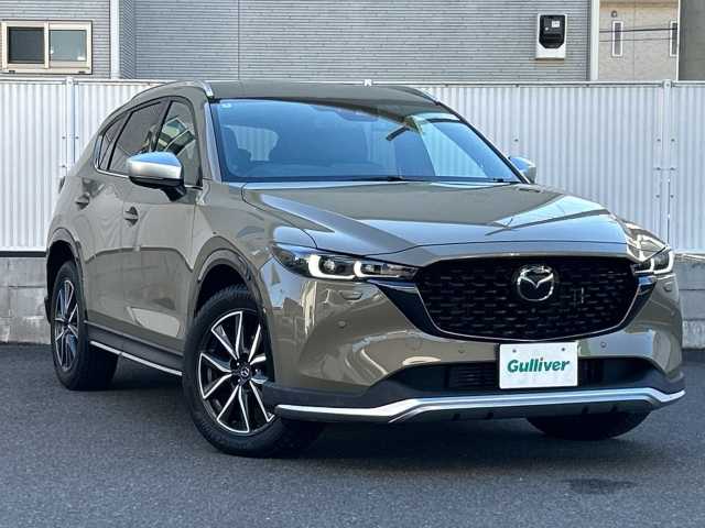 マツダ ＣＸ－５ XD スポーツアピアランス 栃木県 2022(令4)年 2.5万km ジルコンサンドメタリック プロ・クロススタイル/・フロントアンダーガーニッシュ/・リアアンダーガーニッシュ/・サイドガーニッシュ/BOSEサウンドシステム/レザーシート/ハンズフリー機能付パワーリフトゲート/アクティブ・ドライビング・ディスプレイ/アドバンスト・スマート・シティ・ブレーキ・サポート(アドバンストSCBS)/スマート・シティ・ブレーキ・サポート[後退時](SCBS R)/AT誤発進抑制制御[前進時/後退時]/スマート・ブレーキ・サポート(SBS)/マツダ・レーダー・クルーズ・コントロール(MRCC)/[全車速追従機能付]/車線逸脱警報システム(LDWS)/ブラインド・スポット・モニタリング(BSM)/後側方接近車両検知(RCTA)/アダプティブ・LED・ヘッドライト(ALH)/レーンキープ・アシスト・システム(LAS)/360°ビュー・モニター/クルージング&トラフィック・サポート(CTS)/10.25インチセンターディスプレイ/・Bluetooth/・Apple CarPlay/Android Auto/ワイヤレス充電/ステアリングシフトスイッチ/ステアリングヒーター/運転席・助手席シートヒーター