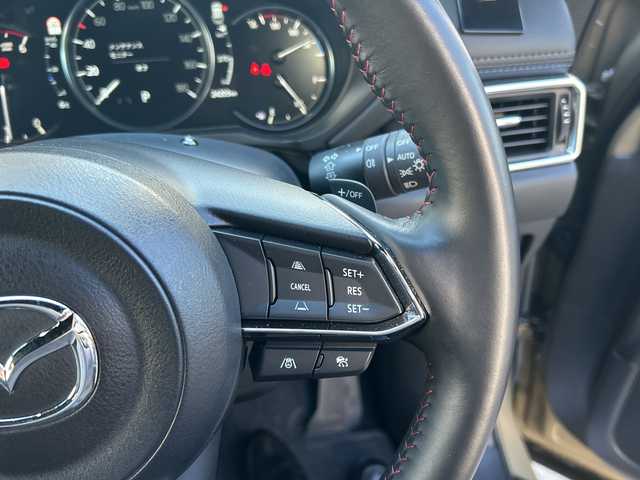 マツダ ＣＸ－５ XD スポーツアピアランス 栃木県 2022(令4)年 2.5万km ジルコンサンドメタリック プロ・クロススタイル/・フロントアンダーガーニッシュ/・リアアンダーガーニッシュ/・サイドガーニッシュ/BOSEサウンドシステム/レザーシート/ハンズフリー機能付パワーリフトゲート/アクティブ・ドライビング・ディスプレイ/アドバンスト・スマート・シティ・ブレーキ・サポート(アドバンストSCBS)/スマート・シティ・ブレーキ・サポート[後退時](SCBS R)/AT誤発進抑制制御[前進時/後退時]/スマート・ブレーキ・サポート(SBS)/マツダ・レーダー・クルーズ・コントロール(MRCC)/[全車速追従機能付]/車線逸脱警報システム(LDWS)/ブラインド・スポット・モニタリング(BSM)/後側方接近車両検知(RCTA)/アダプティブ・LED・ヘッドライト(ALH)/レーンキープ・アシスト・システム(LAS)/360°ビュー・モニター/クルージング&トラフィック・サポート(CTS)/10.25インチセンターディスプレイ/・Bluetooth/・Apple CarPlay/Android Auto/ワイヤレス充電/ステアリングシフトスイッチ/ステアリングヒーター/運転席・助手席シートヒーター