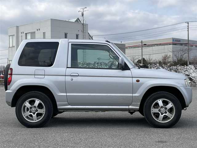 日産 キックス RX 道央・札幌 2008(平20)年 5.5万km クールシルバー ４WD/純正ディーラーOPナビ/AM/FM/CD/ワンセグ/バックカメラ/トランスファレバー/D席シートヒーター/リモコンキー/ハロゲンヘッドライト/フォグランプ/ヘッドライトレベライザー/電動格納ミラー/フロアマット/スペアキー/社外エンジンスターター