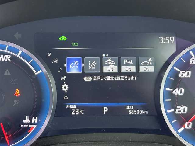 トヨタ クラウン ハイブリッド RS 大阪府 2018(平30)年 5.9万km ホワイトパールクリスタルシャイン トヨタセーフティセンス/純正8型ナビ/・フルセグTV/DVD/Blu-ray/BTオーディオ/USB/バックカメラ/ビルトインETC/ドラレコ前後/シートヒーターD/N/パワーシートD/N/ハンドルヒーター/LEDヘッドランプ/・フォグランプ/オートホールドブレーキ/AC100V/パドルシフト/スマートキー/純正アルミホイール