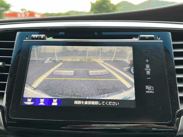 ホンダ オデッセイ アブソルート 兵庫県 2013(平25)年 13.6万km ホワイトオーキッドパール 8人乗り/あんしんパッケージ/シティブレーキアクティブシステム/サイド、カーテンエアバック/Cパッケージ/両側パワースライドドア/アウターウェルカムライト/コンフォートビューパッケージ/純正インターナビ/CD/DVD/フルセグTV/HDMI/純正フリップダウンモニター/前後ドライブレコーダー/純正フロアマット/スマートキー/エンジンプッシュスタート/ビルトインETC/パドルシフト/保証書/取説/スペアキー