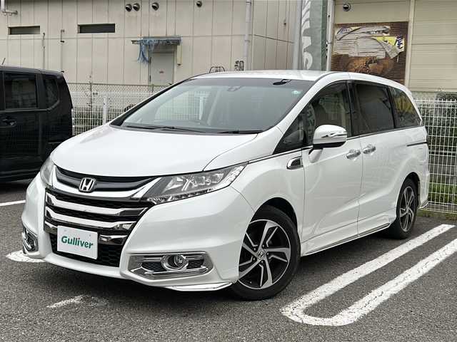 ホンダ オデッセイ アブソルート 兵庫県 2013(平25)年 13.6万km ホワイトオーキッドパール 8人乗り/あんしんパッケージ/シティブレーキアクティブシステム/サイド、カーテンエアバック/Cパッケージ/両側パワースライドドア/アウターウェルカムライト/コンフォートビューパッケージ/純正インターナビ/CD/DVD/フルセグTV/HDMI/純正フリップダウンモニター/前後ドライブレコーダー/純正フロアマット/スマートキー/エンジンプッシュスタート/ビルトインETC/パドルシフト/保証書/取説/スペアキー