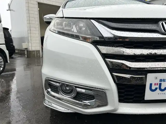 ホンダ オデッセイ アブソルート 和歌山県 2013(平25)年 13.6万km ホワイトオーキッドパール (株)IDOMが運営する【じしゃロン和歌山店】の自社ローン専用車両になります。こちらは現金またはオートローンご利用時の価格です。自社ローンご希望の方は別途その旨お申付け下さい/8人乗り/あんしんパッケージ/シティブレーキアクティブシステム/純正インターナビ/CD/DVD/フルセグTV/HDMI/純正フリップダウンモニター/前後ドライブレコーダー/純正フロアマット/スマートキー/エンジンプッシュスタート/ビルトインETC/パドルシフト/保証書/取説/スペアキー