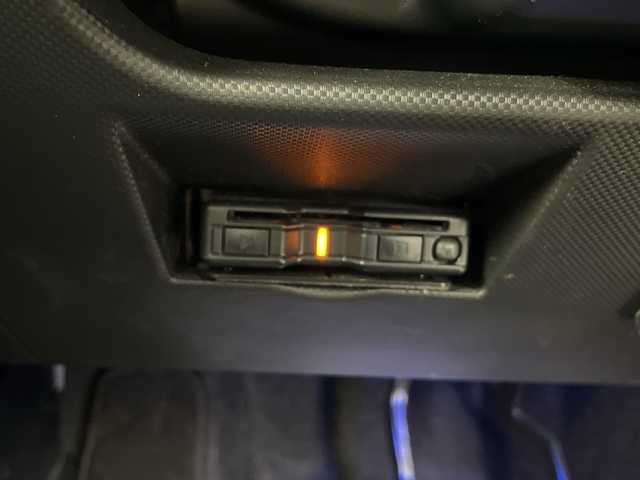 ダイハツ ロッキー プレミアム G 愛知県 2021(令3)年 4.1万km ブラックマイカメタリック 禁煙車/アルパイン製9インチナビ/（CD/DVD/Bluetooth/フルセグTV/SD/USB)/全方位カメラ/モデリスタフルエアロ/スマートアシストIII/・衝突軽減ブレーキ/・レーンキープアシスト/・オートマチックハイビーム/・パーキングセンサー/・レーダークルーズコントロール/・誤発進抑制機能/ETC/ドライブレコーダー/シートヒーター/アイドリングストップ/LEDヘッドライト/フロントフォグランプ/オートライト/スマートキー/プッシュスタート/純正フロアマット/純正17インチアルミホイール/横滑り防止装置/電子パーキングブレーキ/オートホールド