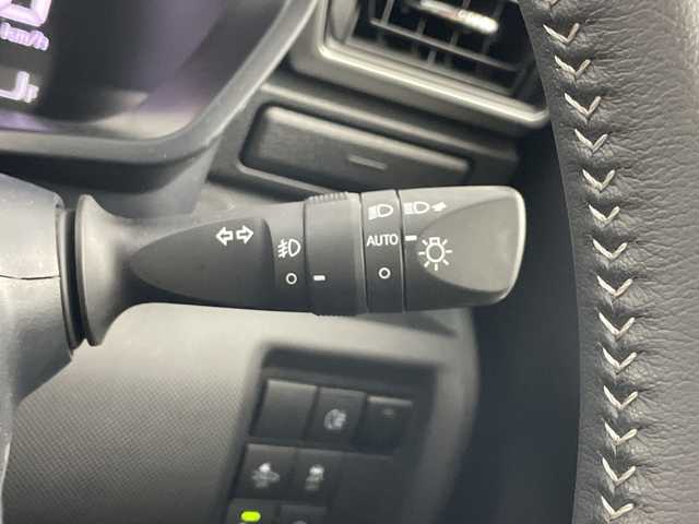 ダイハツ ロッキー プレミアム G 愛知県 2021(令3)年 4.1万km ブラックマイカメタリック 禁煙車/アルパイン製9インチナビ/（CD/DVD/Bluetooth/フルセグTV/SD/USB)/全方位カメラ/モデリスタフルエアロ/スマートアシストIII/・衝突軽減ブレーキ/・レーンキープアシスト/・オートマチックハイビーム/・パーキングセンサー/・レーダークルーズコントロール/・誤発進抑制機能/ETC/ドライブレコーダー/シートヒーター/アイドリングストップ/LEDヘッドライト/フロントフォグランプ/オートライト/スマートキー/プッシュスタート/純正フロアマット/純正17インチアルミホイール/横滑り防止装置/電子パーキングブレーキ/オートホールド