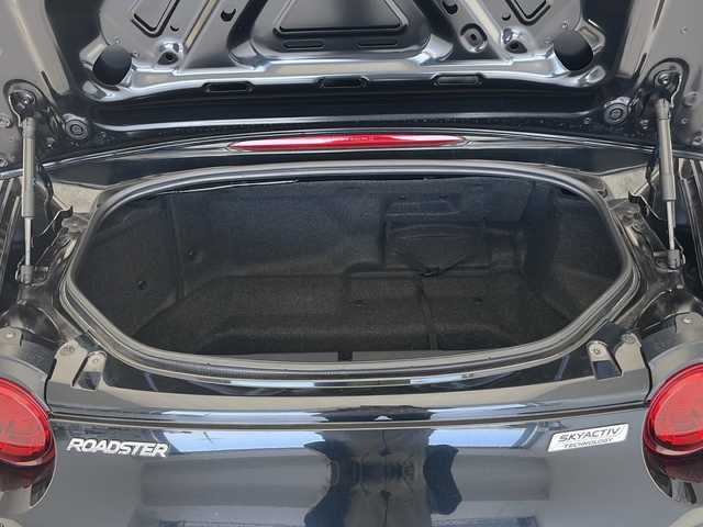 マツダ ロードスター S スペシャルパッケージ 愛知県 2015(平27)年 4.4万km ジェットブラックマイカ 純正7インチSD（ナビあり）/フルセグTV/CD DVD/Bluetooth/バックカメラ/キセノンヘッドライト/オートライト/横滑り防止装置/ドライブレコーダー/ETC/ステアリングスイッチ/スマートキー/プッシュスタート