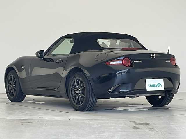 マツダ ロードスター S スペシャルパッケージ 愛知県 2015(平27)年 4.4万km ジェットブラックマイカ 純正7インチSD（ナビあり）/フルセグTV/CD DVD/Bluetooth/バックカメラ/キセノンヘッドライト/オートライト/横滑り防止装置/ドライブレコーダー/ETC/ステアリングスイッチ/スマートキー/プッシュスタート