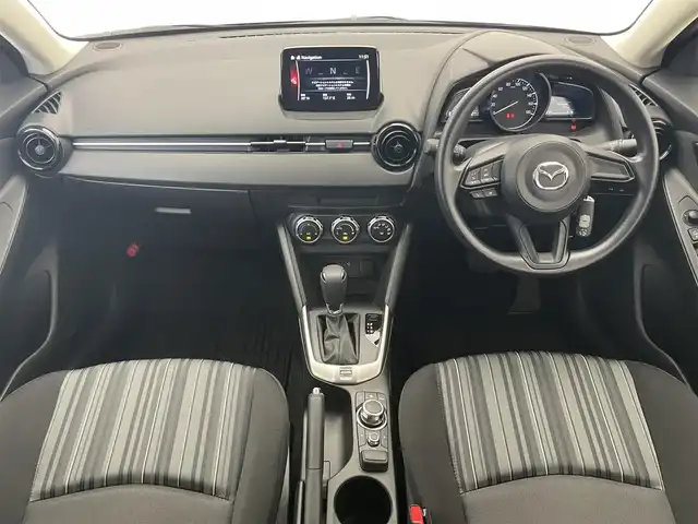 マツダ マツダ２ 15S スマートエディション 愛知県 2020(令2)年 0.9万km ソウルレッドクリスタルM 純正ナビ　フルセグＴＶ　Ｂｌｕｅｔｏｏｔｈ　全方位カメラ　アイアクティブセンス　衝突軽減　ＢＳＭ　誤発進抑制　ＨＩＤヘッドライト　前後コーナーセンサー　ＥＴＣ　プッシュスタート　スマートキー　禁煙車