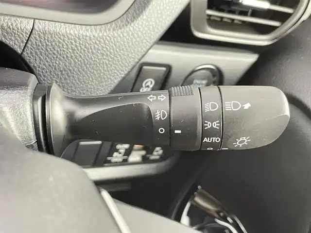 トヨタ ヴォクシー ZS 煌Ⅱ 千葉県 2020(令2)年 3.4万km ブラッキッシュアゲハガラスフレーク セーフティセンス（衝突回避支援パッケージ）/・プリクラッシュセーフティシステム/・レーンディパーチャーアラート/・オートマチックハイビーム/・先行車発進告知機能/純正9インチメモリーナビ/・フルセグTV/・Bluetoothオーディオ接続/・CD/DVD再生機能/両側パワースライドドア/スマートキー/クルーズコントロール/ビルトインETC/LEDヘッドライト/前後コーナーセンサー/アイドリングストップ