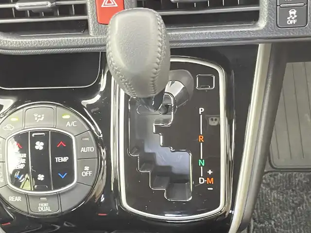 トヨタ ヴォクシー ZS 煌Ⅱ 千葉県 2020(令2)年 3.4万km ブラッキッシュアゲハガラスフレーク セーフティセンス（衝突回避支援パッケージ）/・プリクラッシュセーフティシステム/・レーンディパーチャーアラート/・オートマチックハイビーム/・先行車発進告知機能/純正9インチメモリーナビ/・フルセグTV/・Bluetoothオーディオ接続/・CD/DVD再生機能/両側パワースライドドア/スマートキー/クルーズコントロール/ビルトインETC/LEDヘッドライト/前後コーナーセンサー/アイドリングストップ
