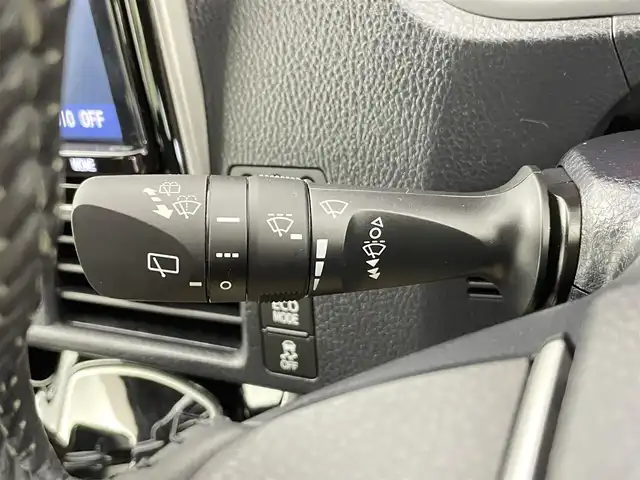 トヨタ ヴォクシー ZS 煌Ⅱ 千葉県 2020(令2)年 3.4万km ブラッキッシュアゲハガラスフレーク セーフティセンス（衝突回避支援パッケージ）/・プリクラッシュセーフティシステム/・レーンディパーチャーアラート/・オートマチックハイビーム/・先行車発進告知機能/純正9インチメモリーナビ/・フルセグTV/・Bluetoothオーディオ接続/・CD/DVD再生機能/両側パワースライドドア/スマートキー/クルーズコントロール/ビルトインETC/LEDヘッドライト/前後コーナーセンサー/アイドリングストップ