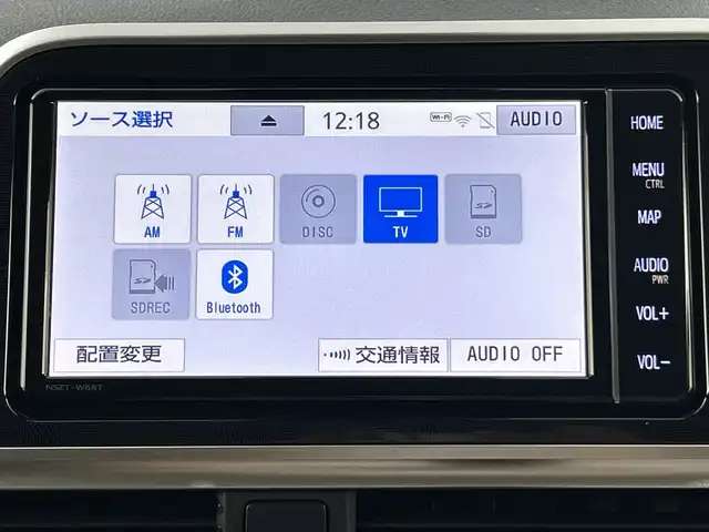トヨタ シエンタ ハイブリッド G セーフティエディションⅡ 愛知県 2022(令4)年 6.4万km ブラックマイカ 禁煙車/純正7インチナビ/（CD/DVD/Bluetooth/フルセグTV/AM/FM)/バックカメラ/AC100V電源/トヨタセーフティセンス/・プリクラッシュセーフティ/・レーンディパーチャーアラート/・オートマチックハイビーム/・誤発進抑制機能/コーナーセンサー/ドライブレコーダー/ETC/ステアリングヒーター/シートヒーター/両側パワースライドドア/スマートキー/スペアキー有/純正フロアマット/横滑り防止装置/LEDヘッドライト/フロントフォグランプ/オートライト
