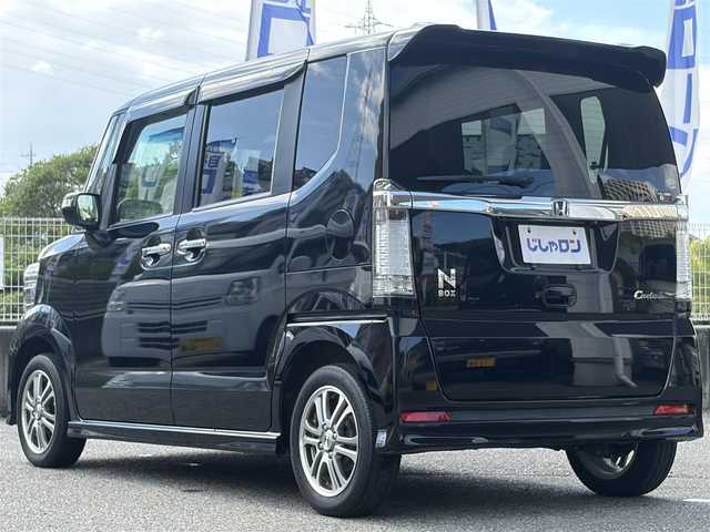ホンダ Ｎ ＢＯＸ カスタム G Lパッケージ 兵庫県 2013(平25)年 9.4万km クリスタルブラックパール (株)IDOMが運営する【じしゃロン神戸名谷店】の自社ローン専用車両になりますこちらは現金またはオートローンご利用時の価格です。自社ローンご希望の方は別途その旨お申付け下さい。/純正7インチナビ/(Bluetooth/DVD/CD/ワンセグテレビ)/バックカメラ/ETC/片側パワースライドドア/前ドライブレコーダー/純正14インチアルミホイール/純正フロアマット/スペアキー有り/取扱説明書