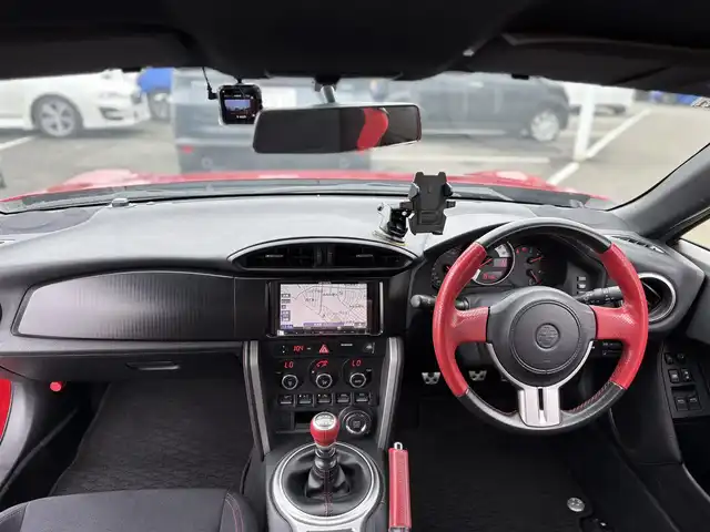 トヨタ ８６ GT 東京都 2012(平24)年 6万km 赤 ワンオーナー/TRD：Fエアロ＆マフラー/MODELLISTA：Sエアロ＆Rエアロ/RAYS18インチホイール/RSR TI200ダウンサス/ドライブレコーダー（DRV-350）/SDナビ（AVIC-MRZ90）/・フルセグTV/・Bluetooth接続/純正フロアマット/オートライト/スマートキー/保証書/取扱説明書