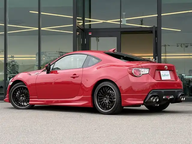 トヨタ ８６ GT 東京都 2012(平24)年 6万km 赤 ワンオーナー/TRD：Fエアロ＆マフラー/MODELLISTA：Sエアロ＆Rエアロ/RAYS18インチホイール/RSR TI200ダウンサス/ドライブレコーダー（DRV-350）/SDナビ（AVIC-MRZ90）/・フルセグTV/・Bluetooth接続/純正フロアマット/オートライト/スマートキー/保証書/取扱説明書