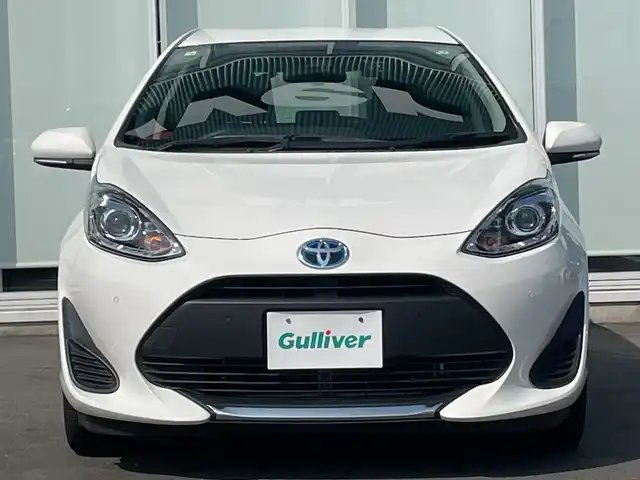 トヨタ アクア S 神奈川県 2020(令2)年 1.3万km スーパーホワイトⅡ 純正ナビ（NSLN-W68）/Bluetooth/バックカメラ /コーナーセンサー　/前後ドライブレコーダー　/ハロゲンヘッドライト　/オートライト　/純正フロアマット/リモコンキー　/レーンキープアシスト　/ABS　/横滑り防止装置　/衝突被害軽減システム/取扱説明書