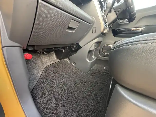 スズキ ハスラー Jスタイル Ⅱ 宮城県 2016(平28)年 4.9万km アクティブイエロー/ブラック2トーンルーフ 登録時走行距離48328km/純正ナビ/衝突軽減ブレーキ/横滑り防止装置/レーンキープアシスト/アイドリングストップ/スペアキーあり/ビルトインETC/ステアリングスイッチ/オートライト/シートヒーター（前席）/プッシュスタート/スマートキー/４WD/フォグランプ/ドアバイザー/ウインカーミラー/電動格納ミラー/純正アルミホイール/ハンドルカバー