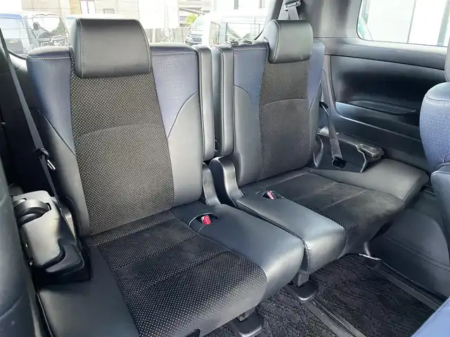 トヨタ ヴェルファイア 2.5Z Aエディデョン ゴールデンアイズ 島根県 2017(平29)年 4.6万km ブラック 登録時走行距離 46049km/ワンオーナー/取扱説明書【車両/ナビ】/保証書/純正10インチSDナビ【CD/DVD/Bluetooth】/フルセグテレビ/バックカメラ/フリップダウンモニター/両側パワースライドドア/パワーバックドア/クルーズコントロール/プッシュスタート（スペアスマート×1）/ウッドコンピハンドル/オットマンシート/ETC/純正18インチアルミ