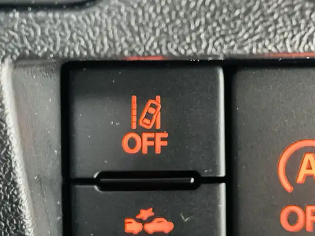 スズキ ジムニー XC 福島県 2023(令5)年 1.4万km ブルーイッシュブラックパール3 純正8インチナビ/・フルセグ/TV/SD/CD/DVD/BT/iPod/FM/AM/クルーズコントロール/LEDオートライト/・フォグランプ/・シートヒーター/純正ビルドインETC/ドラレコ前後/純正アルミホイール付きサマータイヤ/・スペアタイヤ/プッシュスタート/・スマートキー/・スペアキー