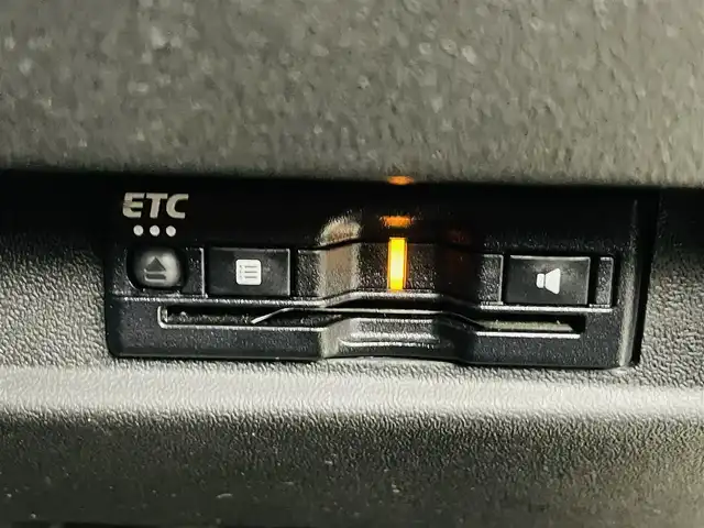 スズキ ジムニー XC 福島県 2023(令5)年 1.4万km ブルーイッシュブラックパール3 純正8インチナビ/・フルセグ/TV/SD/CD/DVD/BT/iPod/FM/AM/クルーズコントロール/LEDオートライト/・フォグランプ/・シートヒーター/純正ビルドインETC/ドラレコ前後/純正アルミホイール付きサマータイヤ/・スペアタイヤ/プッシュスタート/・スマートキー/・スペアキー