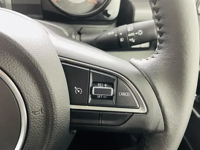 スズキ ジムニー XC 福島県 2023(令5)年 1.4万km ブルーイッシュブラックパール3 純正8インチナビ/・フルセグ/TV/SD/CD/DVD/BT/iPod/FM/AM/クルーズコントロール/LEDオートライト/・フォグランプ/・シートヒーター/純正ビルドインETC/ドラレコ前後/純正アルミホイール付きサマータイヤ/・スペアタイヤ/プッシュスタート/・スマートキー/・スペアキー