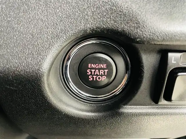 スズキ ジムニー XC 福島県 2023(令5)年 1.4万km ブルーイッシュブラックパール3 純正8インチナビ/・フルセグ/TV/SD/CD/DVD/BT/iPod/FM/AM/クルーズコントロール/LEDオートライト/・フォグランプ/・シートヒーター/純正ビルドインETC/ドラレコ前後/純正アルミホイール付きサマータイヤ/・スペアタイヤ/プッシュスタート/・スマートキー/・スペアキー