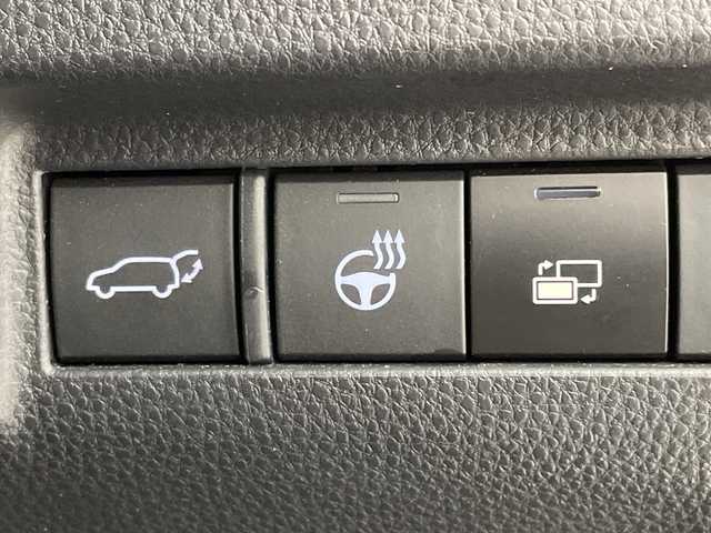 トヨタ ハリアー ハイブリッド Z レザーパッケージ 岐阜県 2022(令4)年 4.1万km プレシャスブラックパール 純正12.3インチナビ/JBLプレミアムサウンド/Bluetooth/USB/Miracast/フルセグTV/パノラミックビューモニター/ヘッドアップディスプレイ/デジタルインナーミラー/レーダークルーズコントロール/トヨタセーフティセンス/プリクラッシュセーフティシステム/レーントレーシングアシスト/クリアランスソナー/ブラインドスポットモニター/パワーバックドア/ステアリングヒーター/シートヒーター/エアシート/本革シート/ビルトインETC/ドライブレコーダー/オートLEDヘッドライト/アダプティブハイビームシステム/純正フロアマット/純正ドアバイザー/スマートキー/プッシュスタート